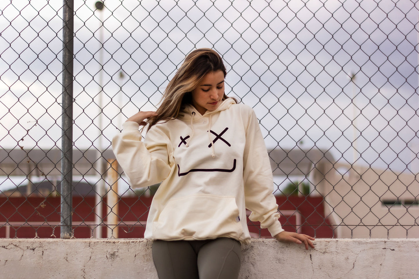 Hoodie Bang | Crema Sonrisa