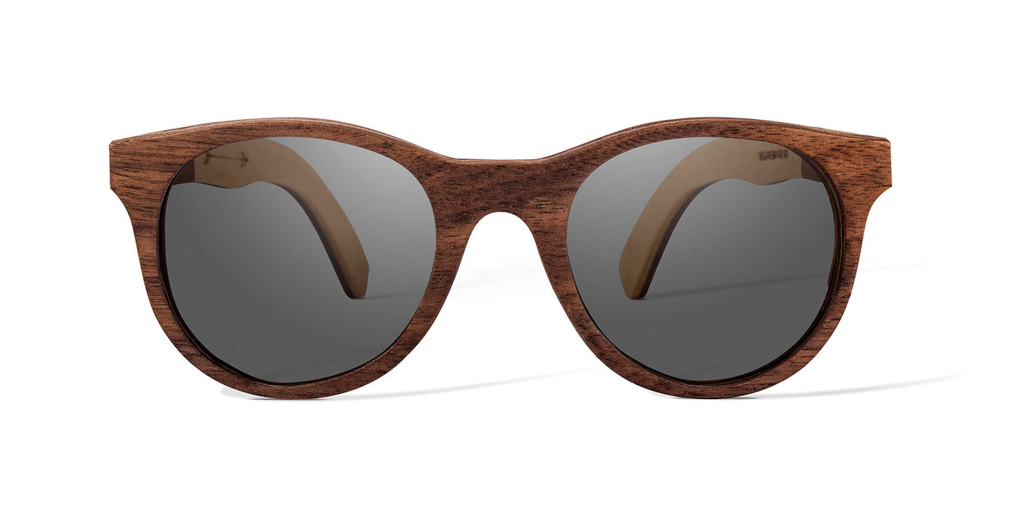 Marca mexicana de lentes huicholes, vista frontal, modelo hikuri plata, fondo blanco
