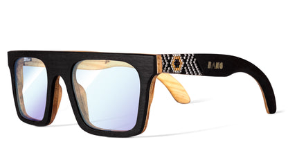 Armazón wirra, modelo eclipse, vista lateral, intervenido con artesanía huichol, fondo blanco, ideal para lentes graduados