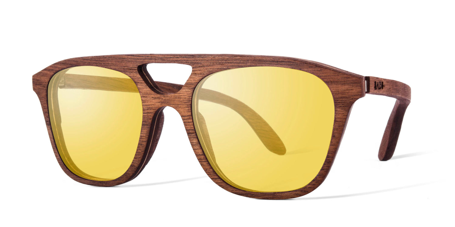 Lentes de madera Bang con mica amarilla, foto lateral