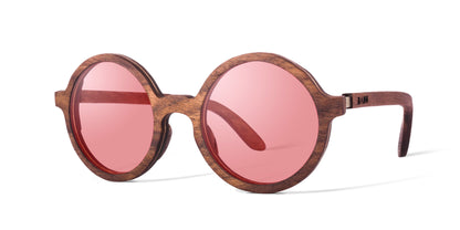 Lentes de madera Bang, modelo Pink, micas rosas, madera de nogal, micas polarizadas, fondo blanco